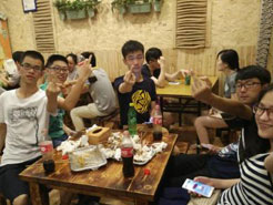 左权烧烤加盟,学烧烤技术,开烧烤店多少钱疯狂烤翅加盟